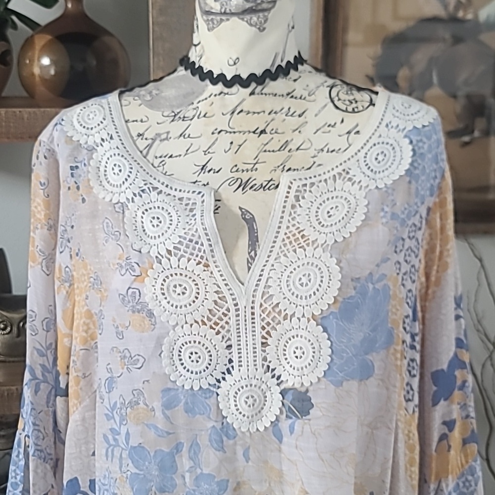 Zac & Rachel Blue and Yellow Lace-Trim Tunic Top - Picture 2 of 8